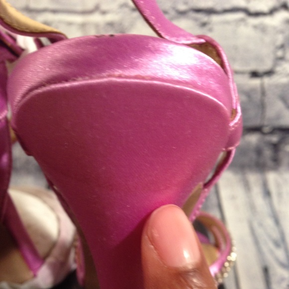 Le Soir Estee Lilac Stain Heels 8.5M Pour La Vic. - Picture 8 of 8